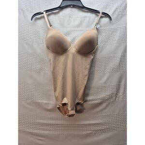 Red Hot Bodysuit Womens Size Medium Beige No Show Stretch Shapewear Built in Bra